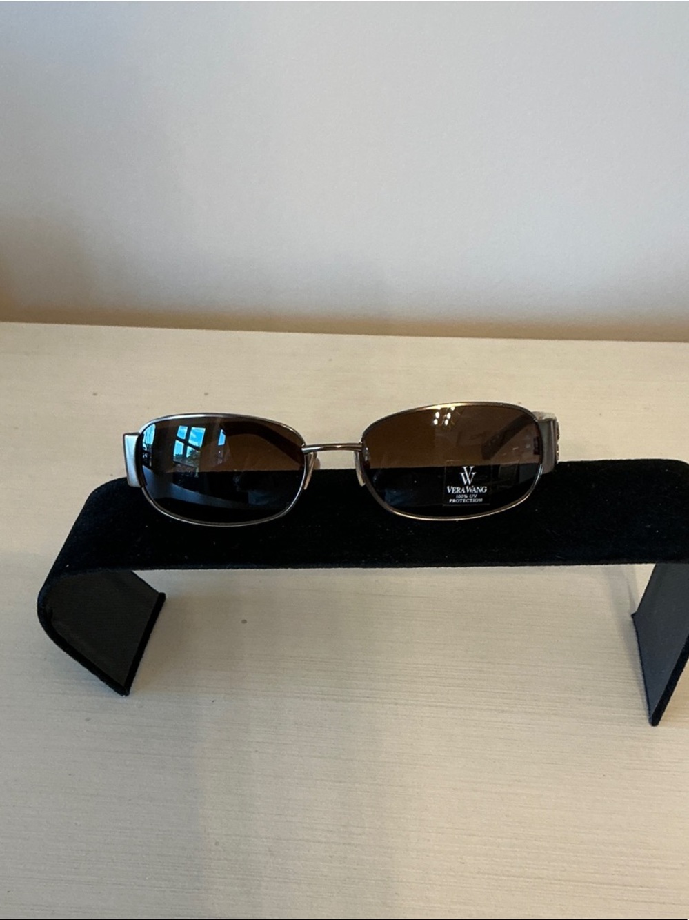 Authentic, Vera Wang Brown & Tan w/Bling on the Arms Rectangular Sunglasses